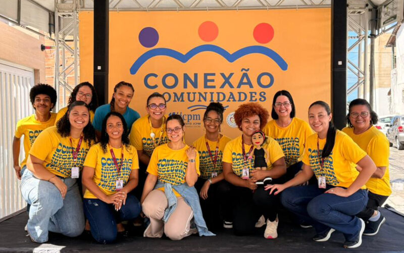 “Conexão Comunidades” leva cidadania e cultura à Farolândia
