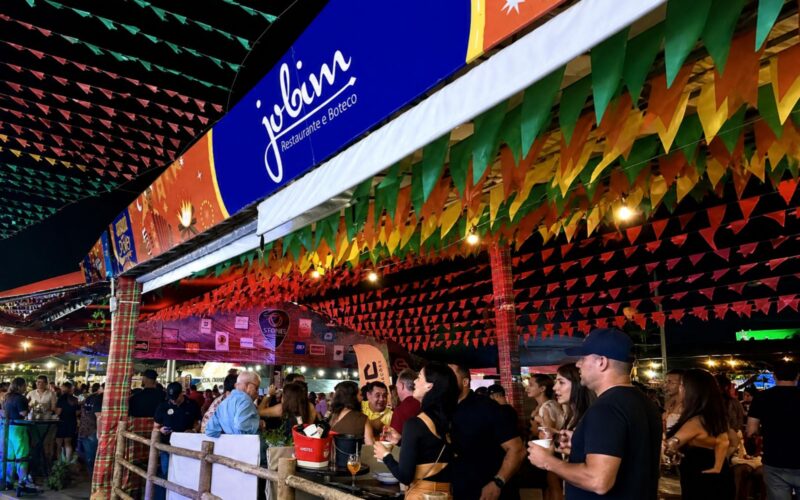 Camarote do Jobim abre vendas para estreia do Arraiá do Povo 2026 com noite de grandes atrações