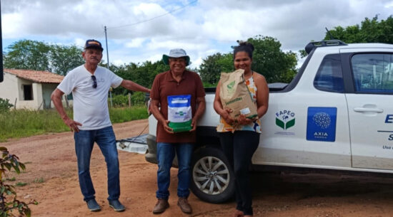 Coderse e Embrapa distribuem insumos para agricultores familiares na segunda fase do Lagos do São Francisco