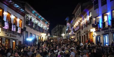 Diamantina encanta turistas com patrimônio histórico, cultura e tradições musicais em Minas Gerais