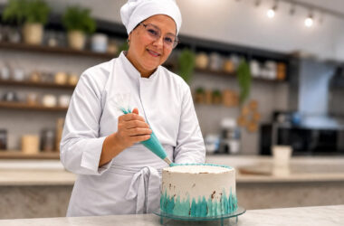 Confeiteira da Serra do Machado ministra oficina em Aracaju