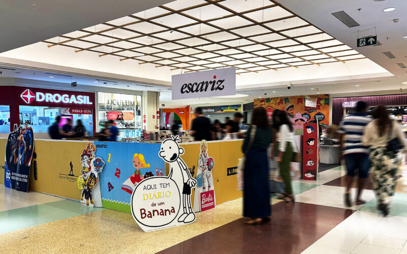 Feira de livros reúne mais de 3 mil títulos no Shopping Jardins