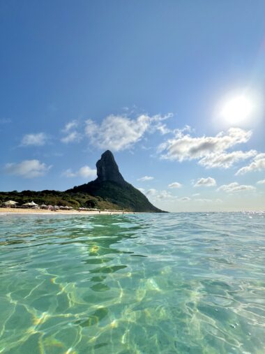 A era do quiet luxury tem cenário brasileiro: Fernando de Noronha
