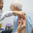Prefeitura de Aracaju amplia proteção contra pneumonia e meningite com oferta da vacina Pneumo 20