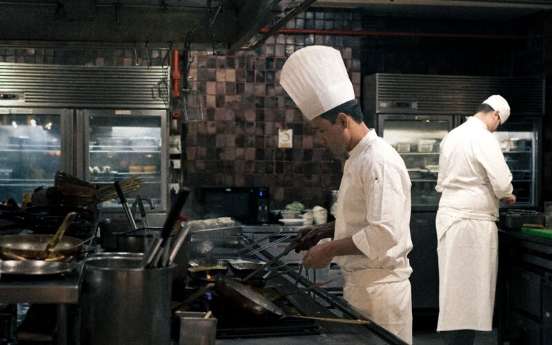 Setor de bares e restaurantes cresce 7% em junho, e interior ganha destaque no consumo