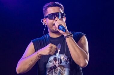 Mikael Santos alcança 2 milhões de ouvintes mensais no Spotify e chega ao Top 100 Brasil