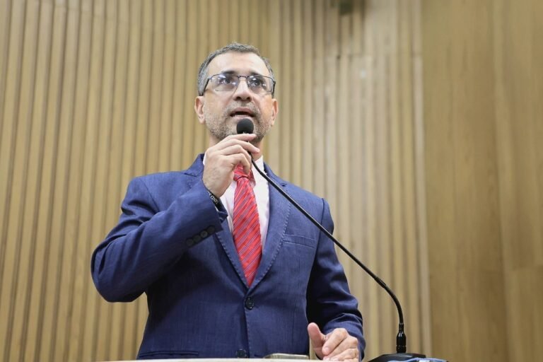Lúcio Flávio aponta aumento de concessões de espaços públicos em anos eleitorais: “Tem alguma coisa muito errada”
