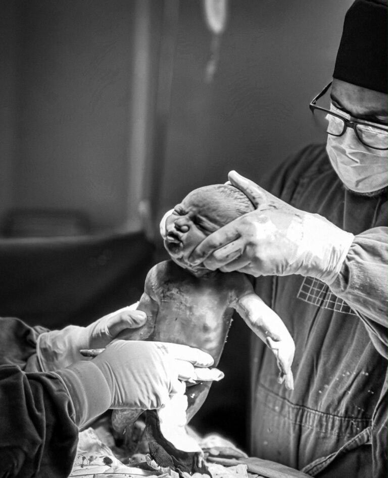 Leite materno fortalece o cuidado neonatal