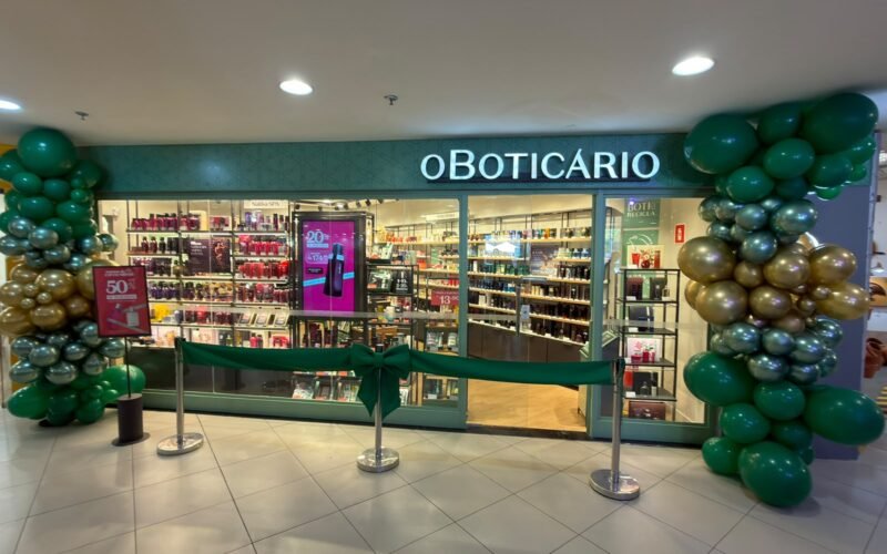 Nova unidade do Boticário chega ao Ferreira Costa com experiência completa de beleza