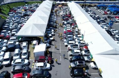 Gigantes de Sergipe reúne cerca de mil carros e motos em feirão de três dias em Aracaju