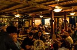 Florianópolis lidera ranking de bares com entretenimento 