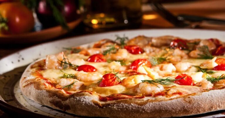 Descubra quais são as melhores formas de reaquecer fatias de pizza