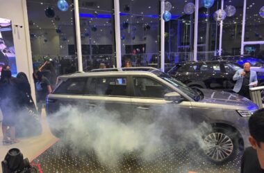 Com preço especial de R$ 159.990, Jaecoo 5 supera meta com mais de 10 unidades vendidas na estreia da Kazza Motors, em Salvador